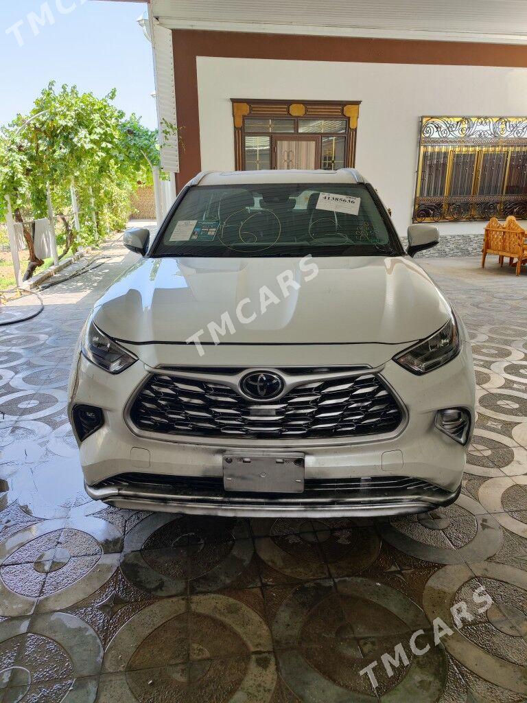 Toyota Highlander 2020 - 585 000 TMT - Мары - img 4