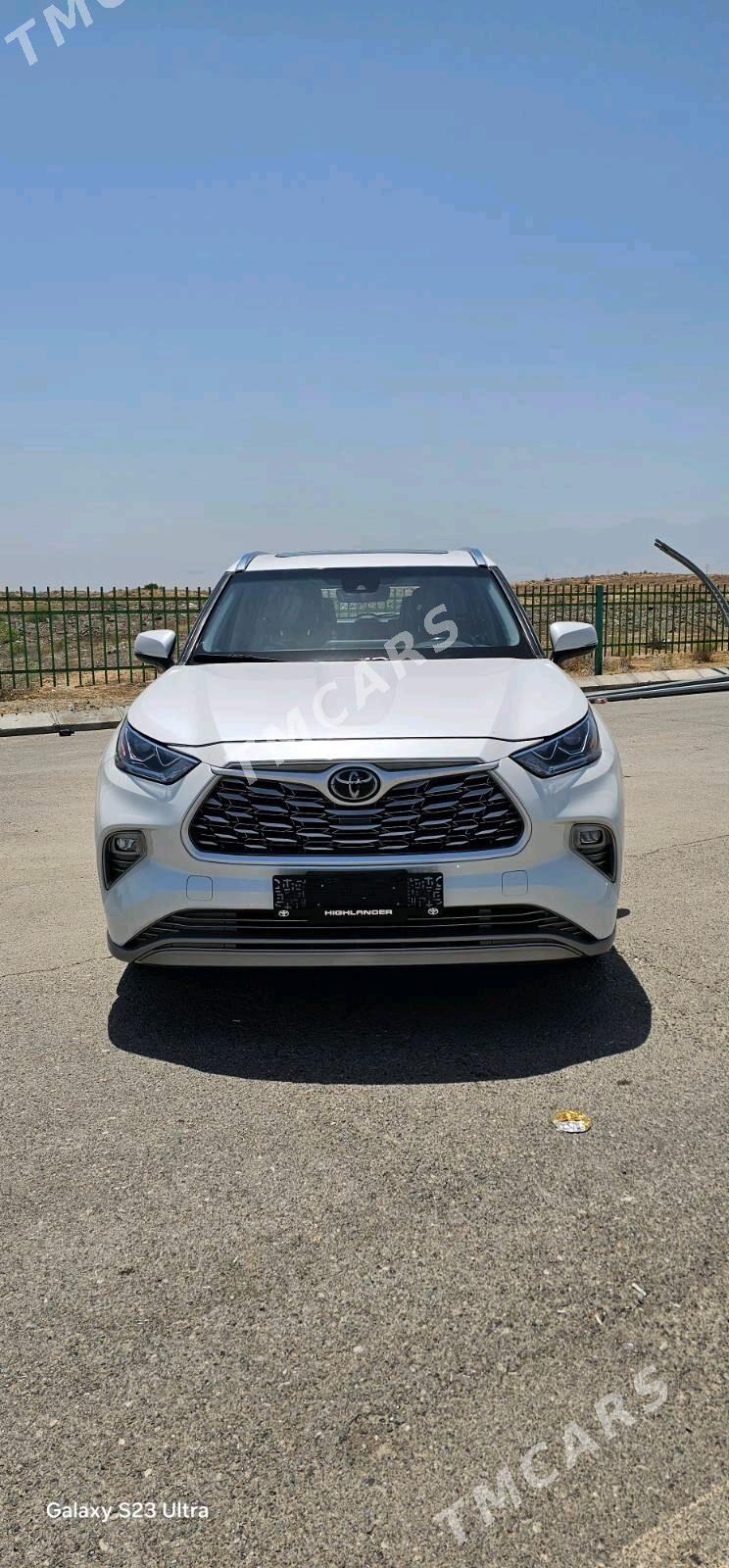 Toyota Highlander 2020 - 635 000 TMT - Тязе заман - img 3