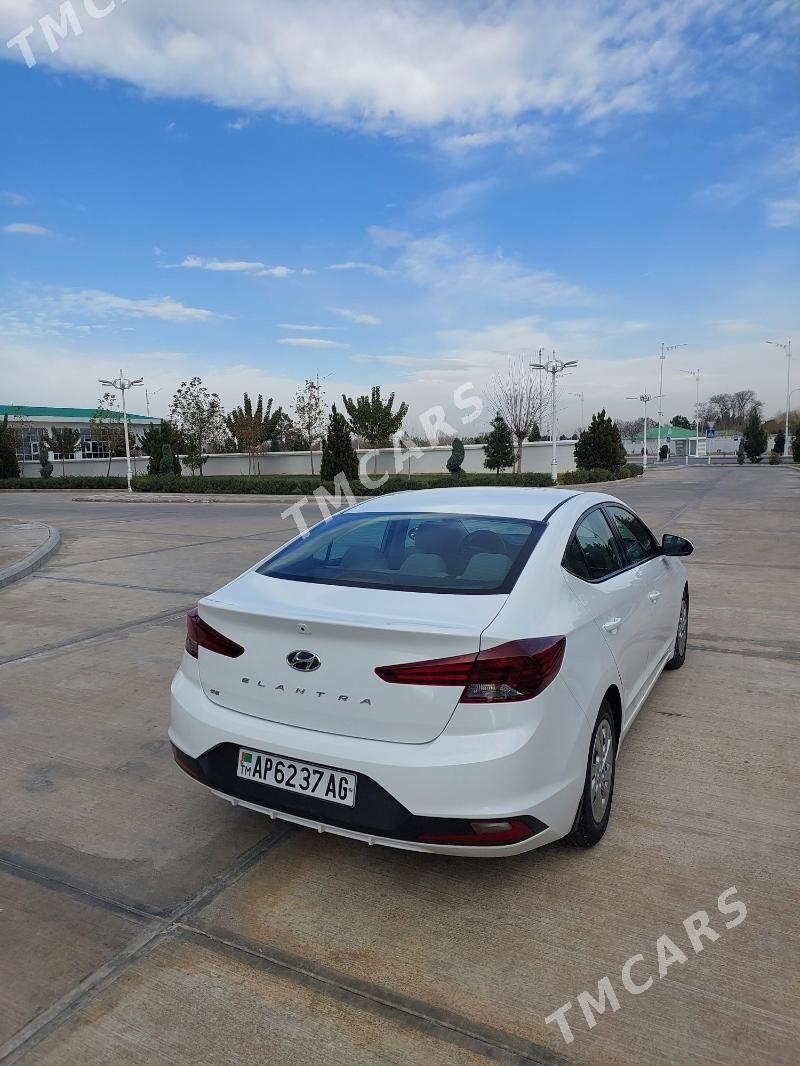 Hyundai Elantra 2019 - 180 000 TMT - Ашхабад - img 2