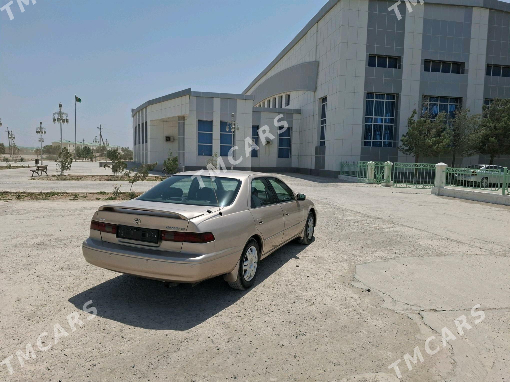 Toyota Camry 1998 - 112 000 TMT - Халач - img 4