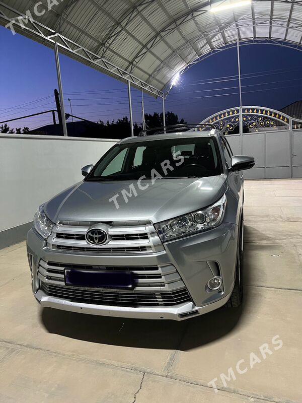 Toyota Highlander 2019 - 450 000 TMT - Дашогуз - img 4