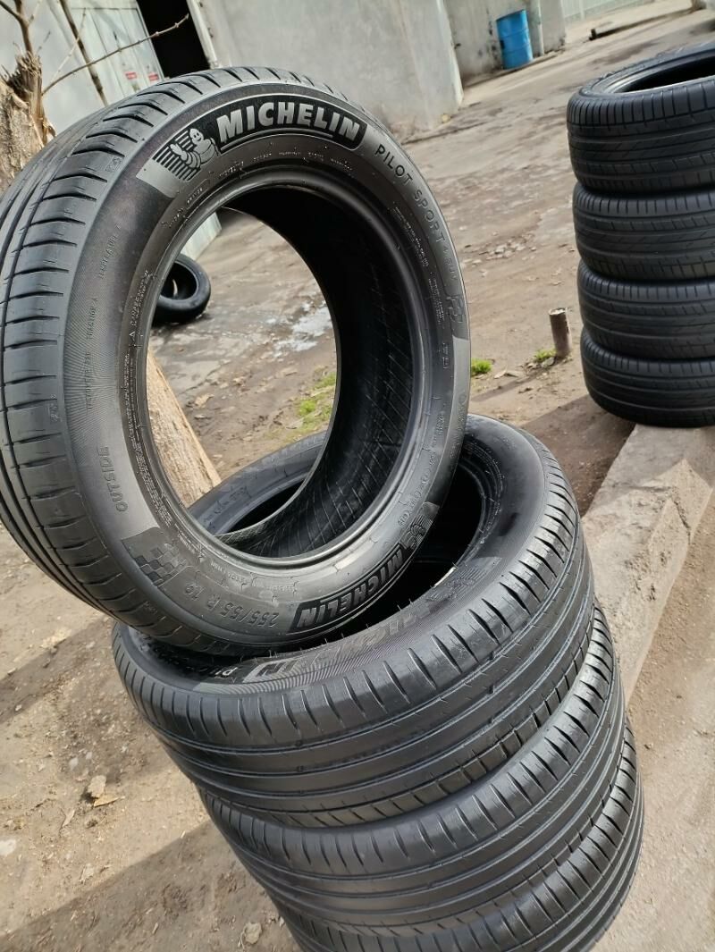 255 55 19 Michelin Pilot 4 500 TMT - Bedew - img 3