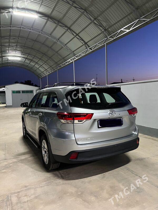 Toyota Highlander 2019 - 450 000 TMT - Дашогуз - img 7
