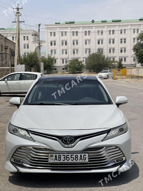 Toyota Camry 2018 - 360 000 TMT - Ашхабад - img 4