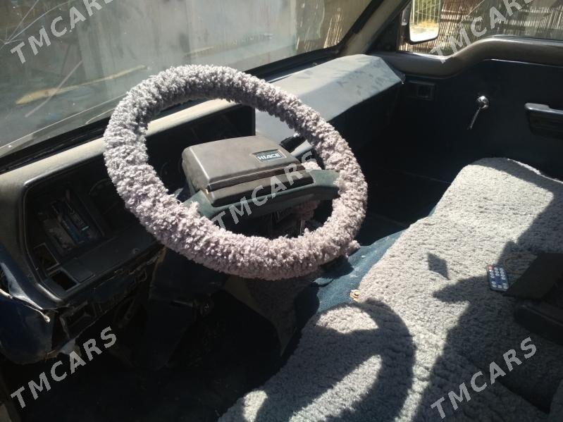 Toyota Hiace 1988 - 52 000 TMT - Sakarçäge - img 7