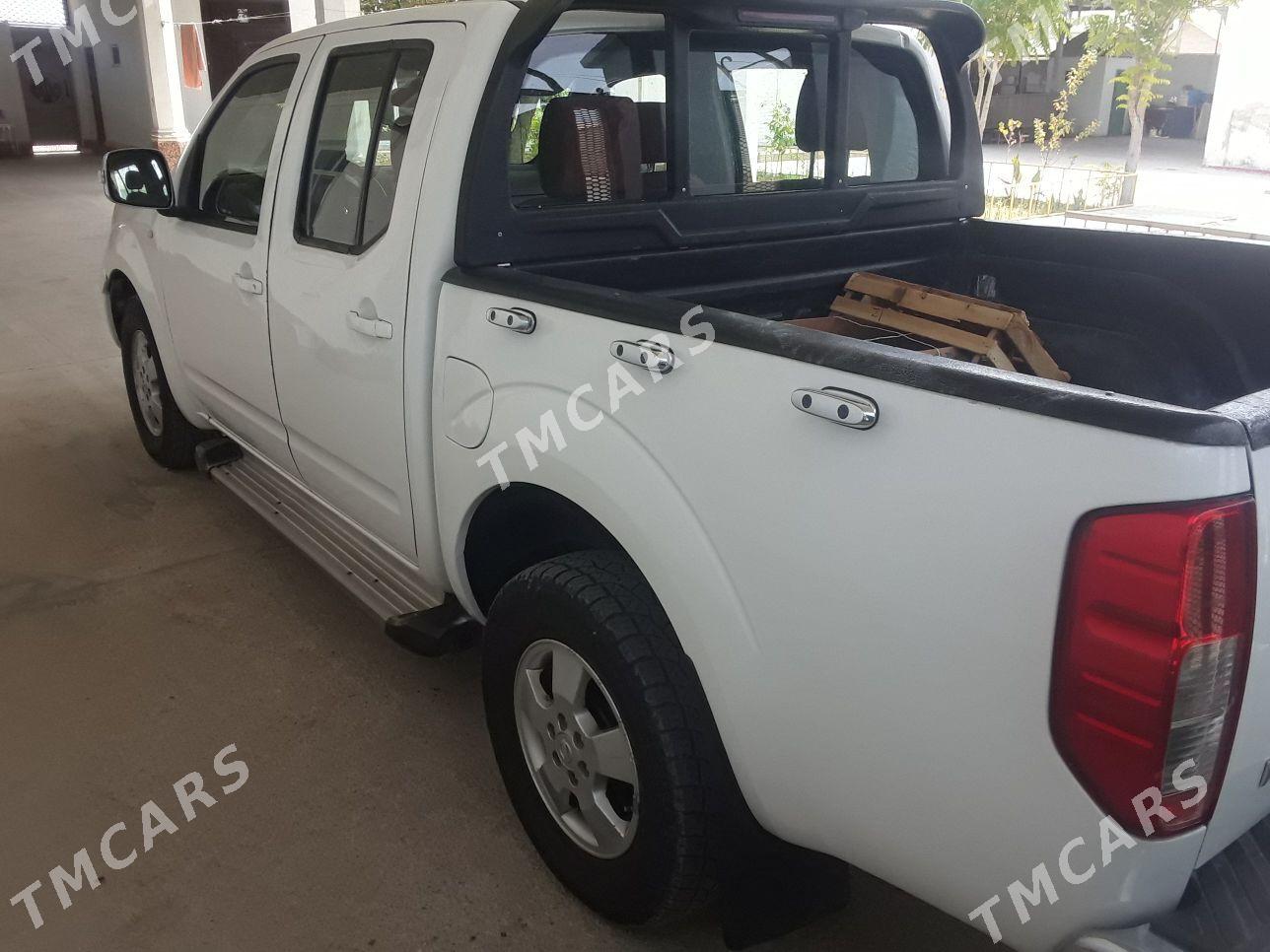 Nissan Navara 2011 - 160 000 TMT - Jebel - img 3