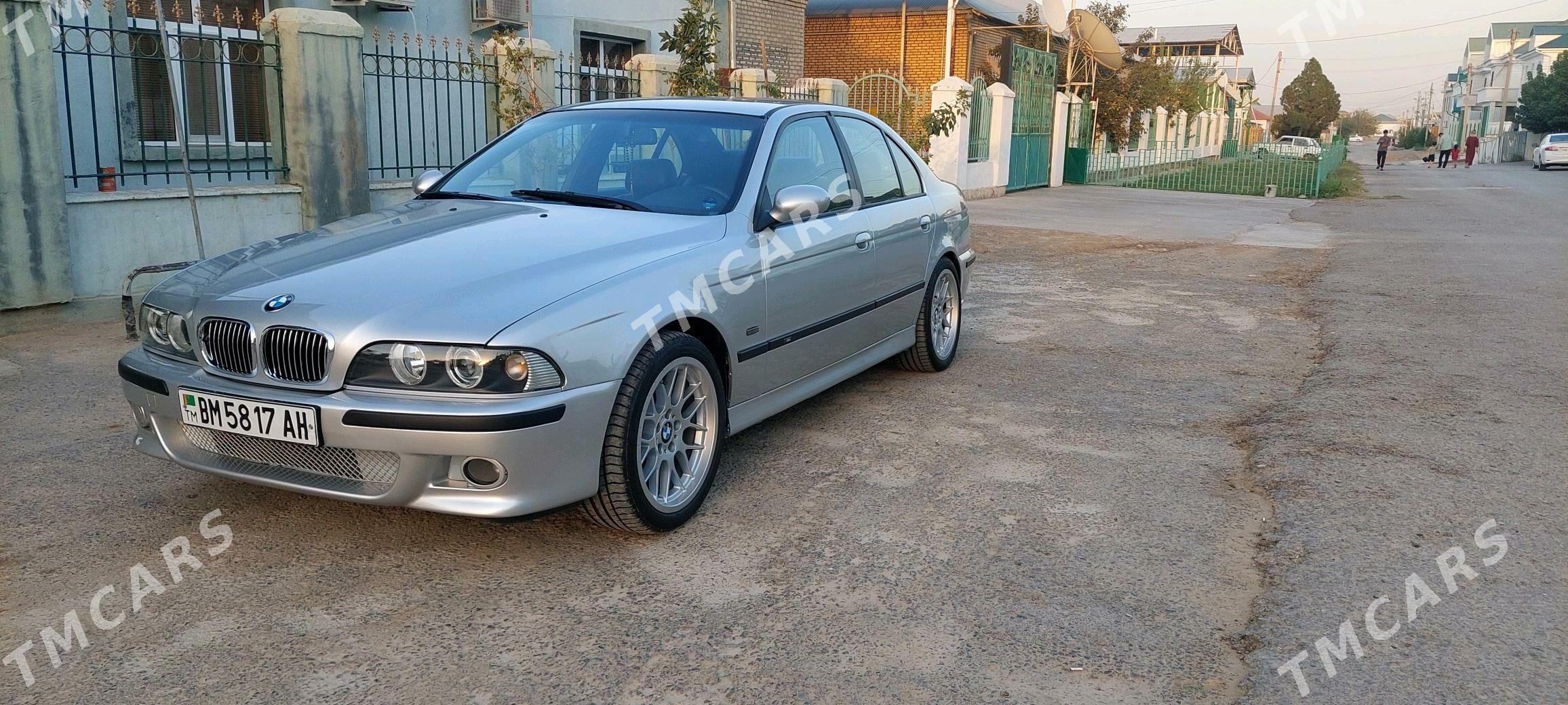 BMW M5 2002 - 140 000 TMT - Änew - img 4