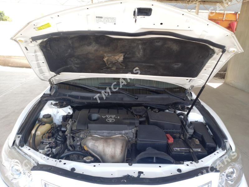 Toyota Camry 2010 - 195 000 TMT - Мары - img 6