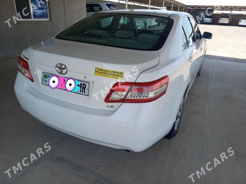 Toyota Camry 2010 - 195 000 TMT - Мары - img 4