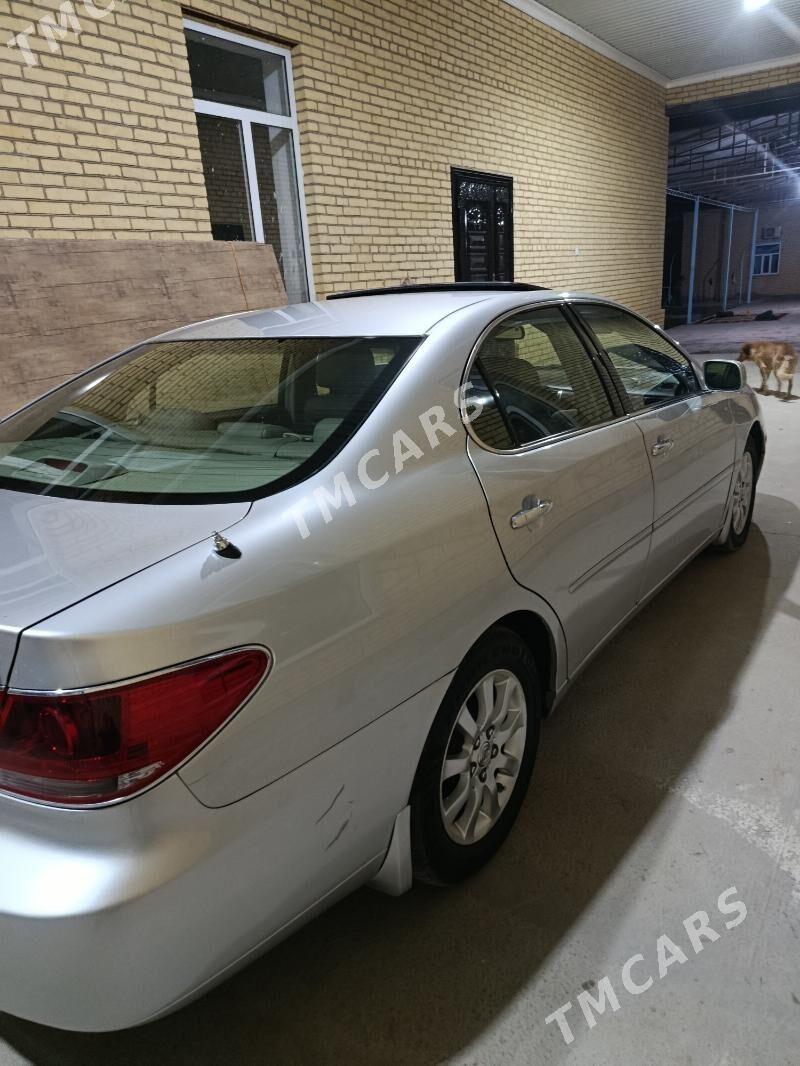 Lexus ES 330 2004 - 195 000 TMT - Дянев - img 5