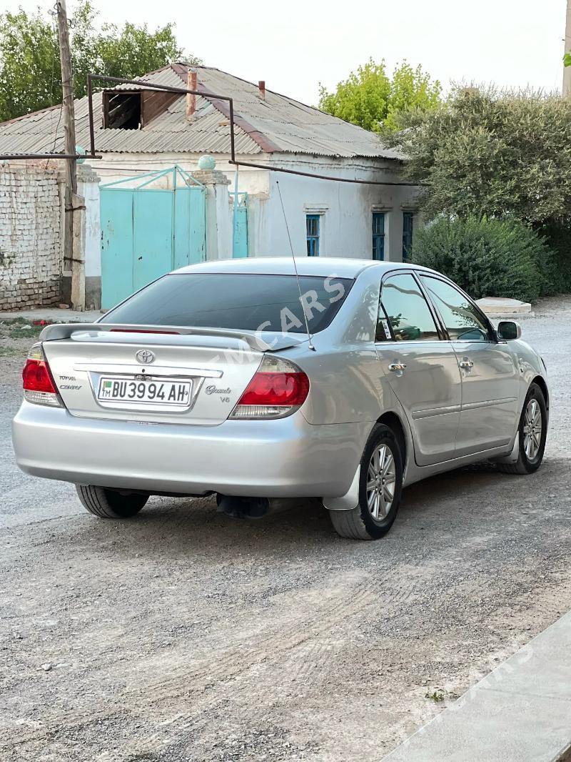 Toyota Camry 2002 - 160 000 TMT - Kaka - img 8