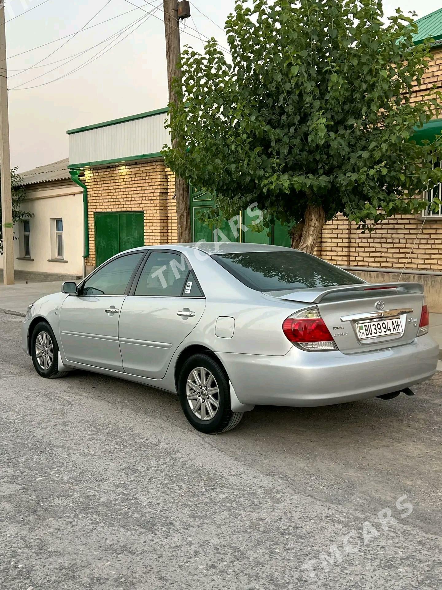 Toyota Camry 2002 - 160 000 TMT - Kaka - img 9