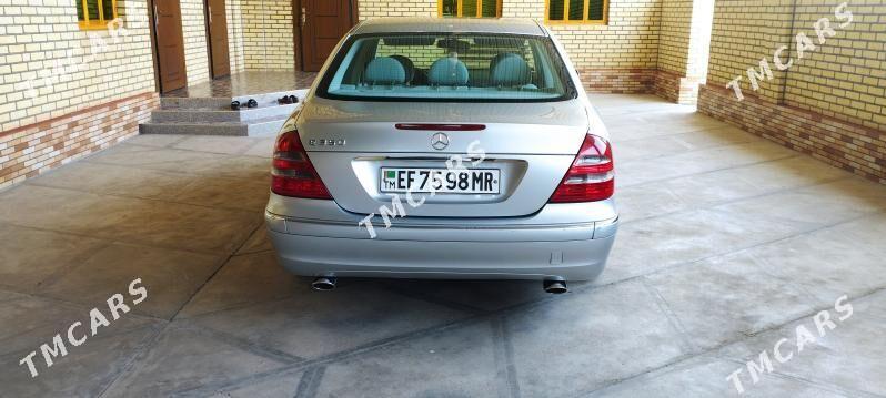 Mercedes-Benz 300CE 2005 - 130 000 TMT - Мары - img 5