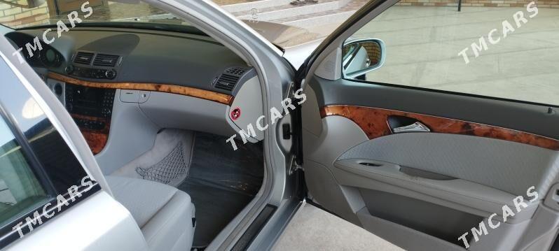 Mercedes-Benz 300CE 2005 - 130 000 TMT - Мары - img 8
