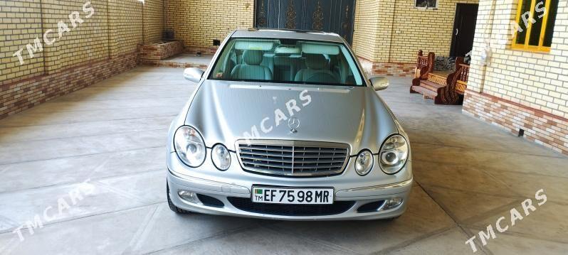 Mercedes-Benz 300CE 2005 - 130 000 TMT - Мары - img 7