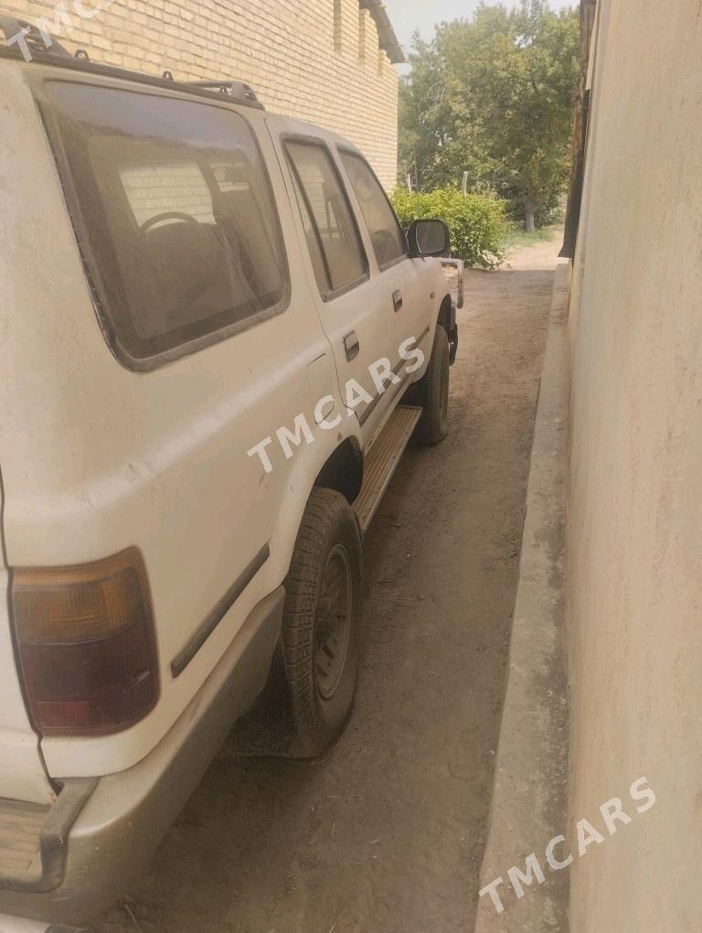 Toyota 4Runner 1995 - 70 000 TMT - Фарап - img 4