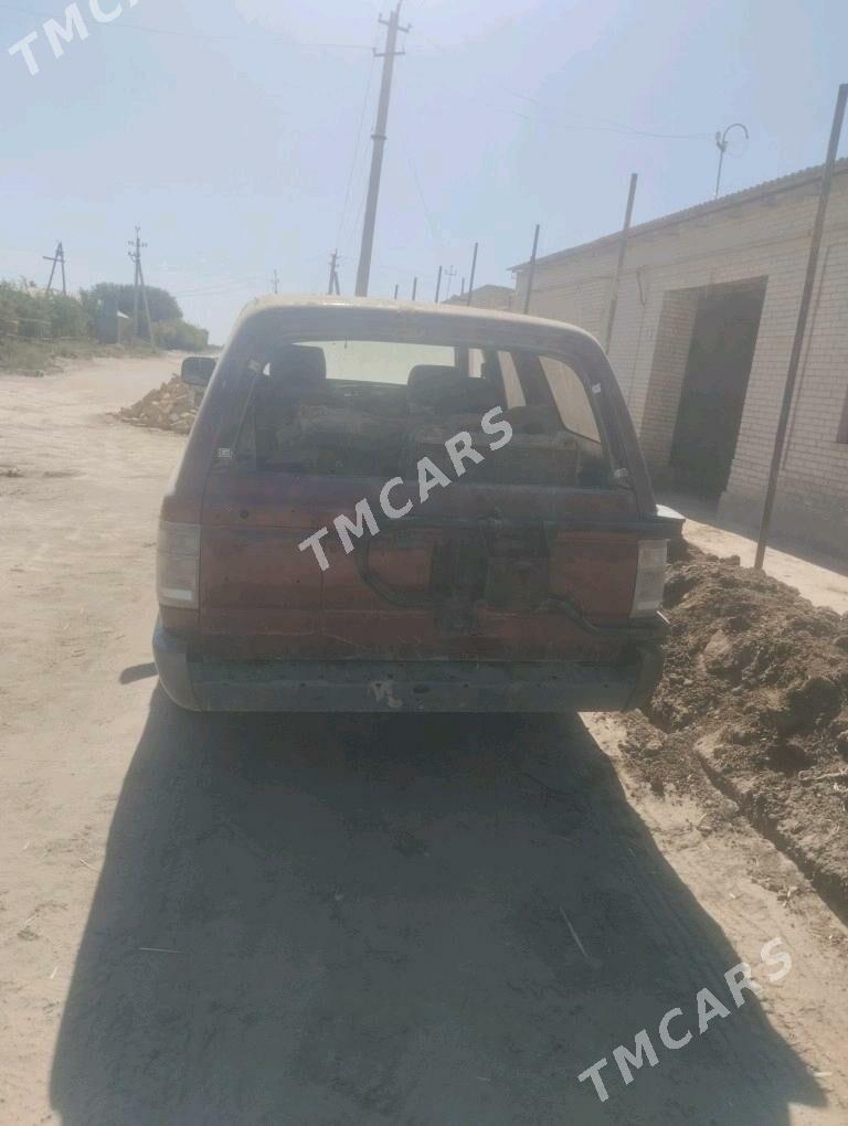 Toyota 4Runner 1995 - 70 000 TMT - Фарап - img 6