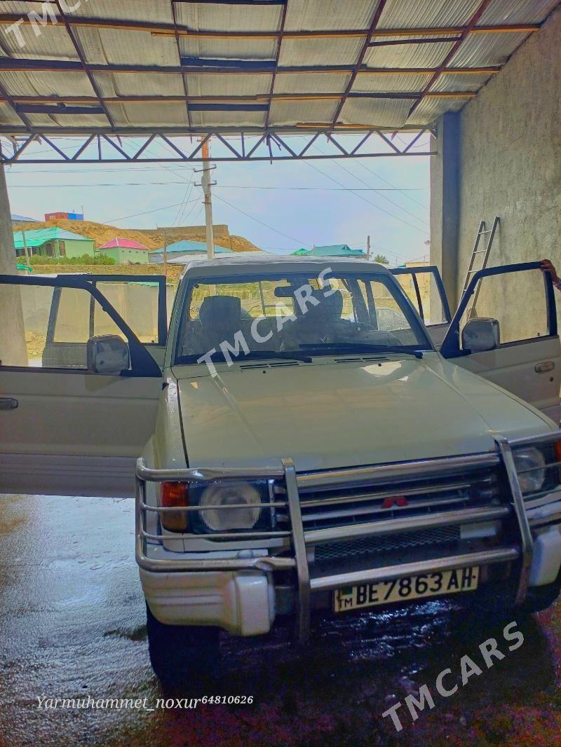 Mitsubishi Pajero 1994 - 50 000 TMT - Bäherden - img 2