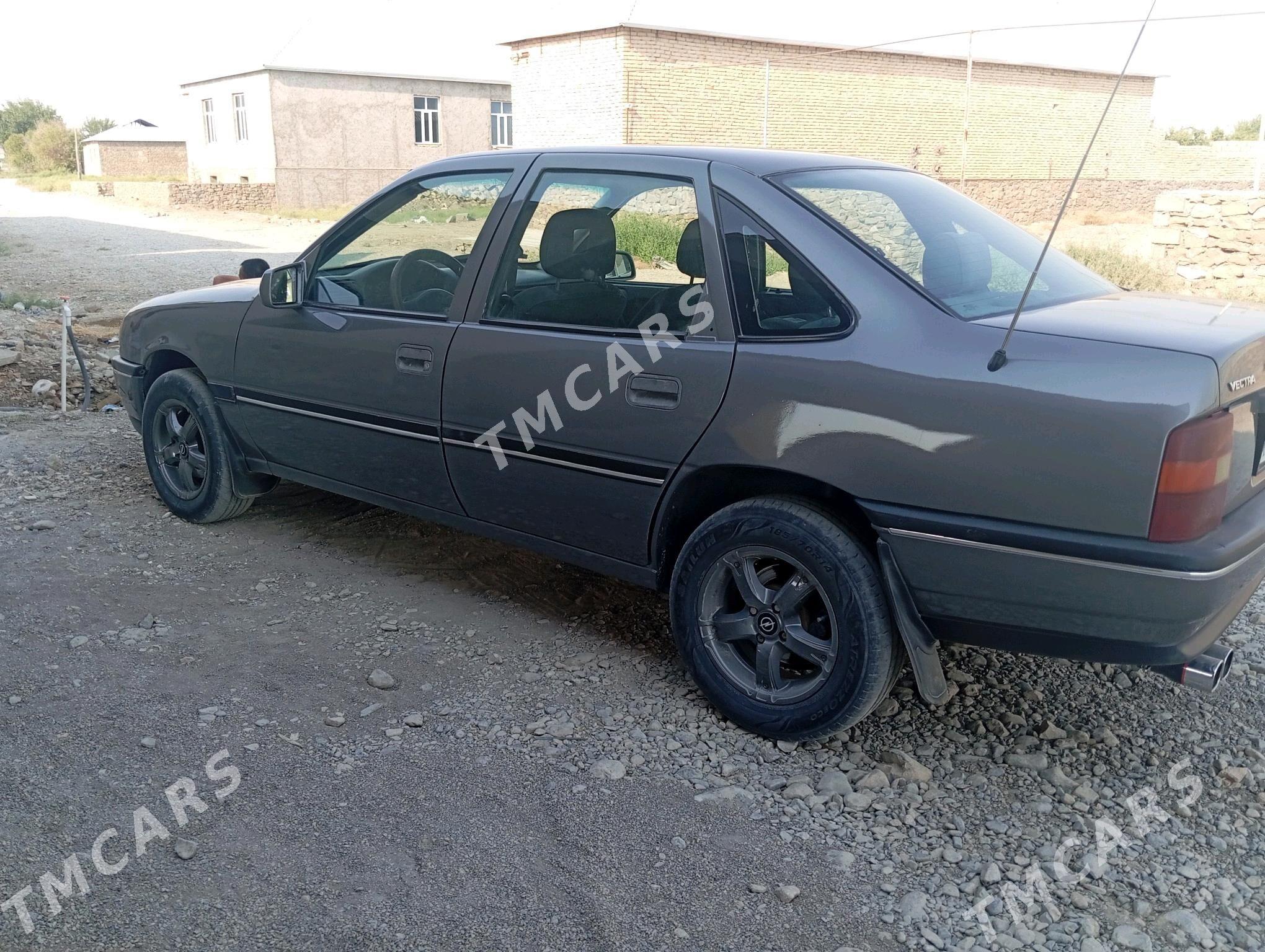 Opel Vectra 1990 - 35 000 TMT - Койтендаг - img 6