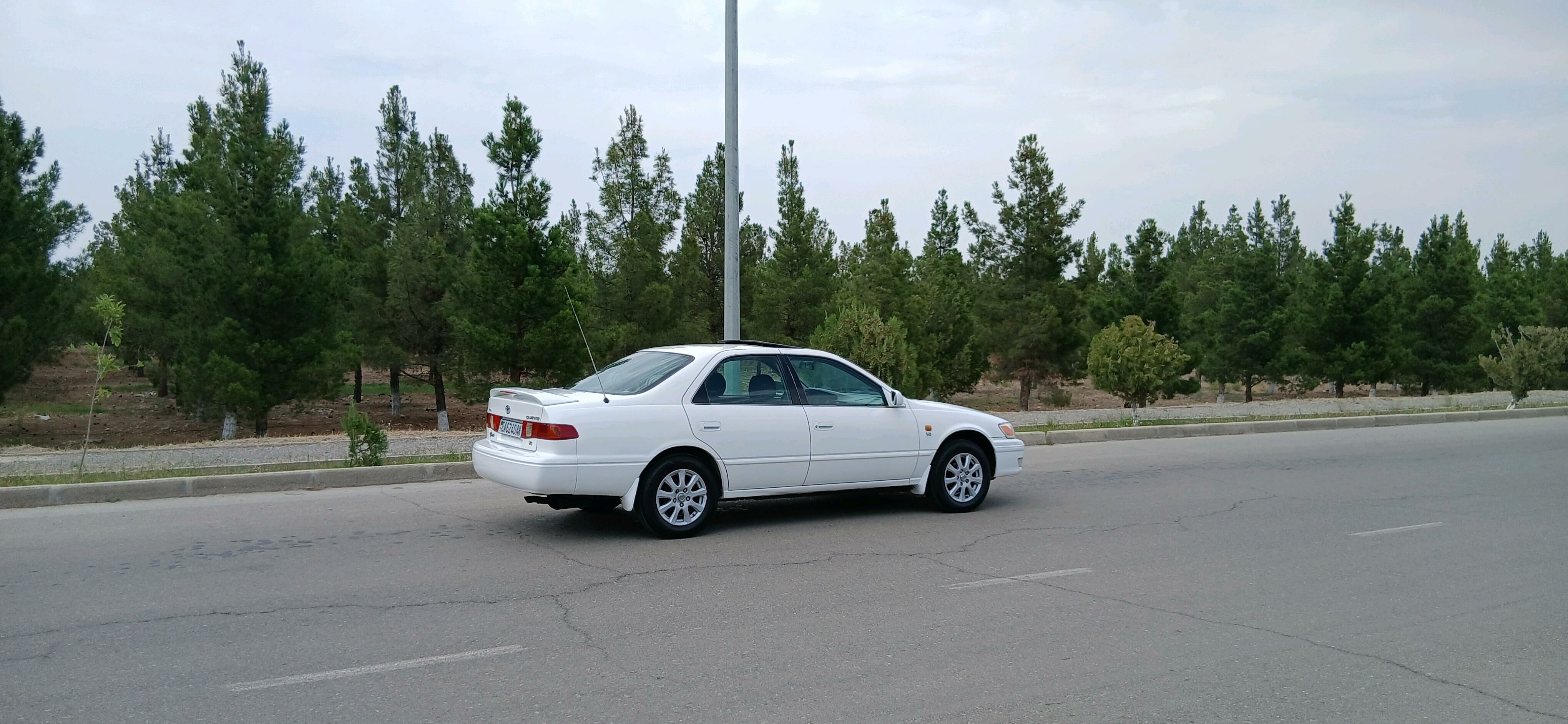 Toyota Camry 1999 - 135 000 TMT - Bäherden - img 4
