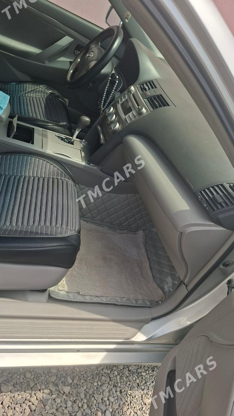 Toyota Camry 2010 - 200 000 TMT - Халач - img 8