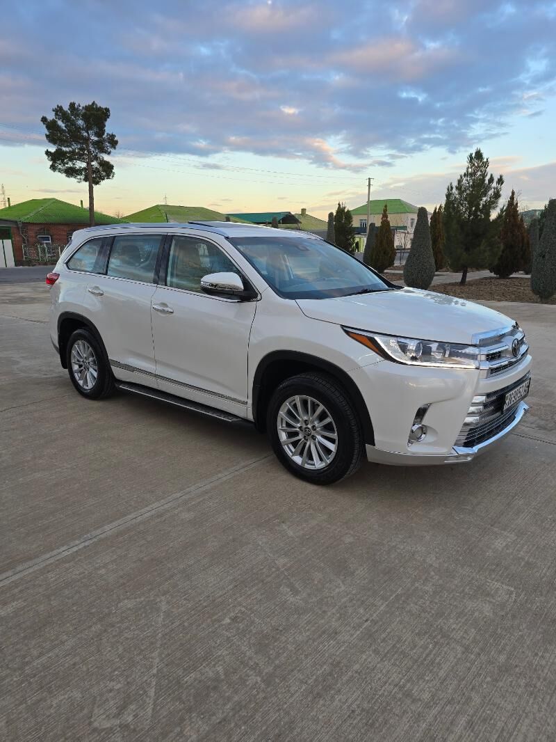 Toyota Highlander 2018 - 430 000 TMT - Бузмеин ГРЭС - img 8