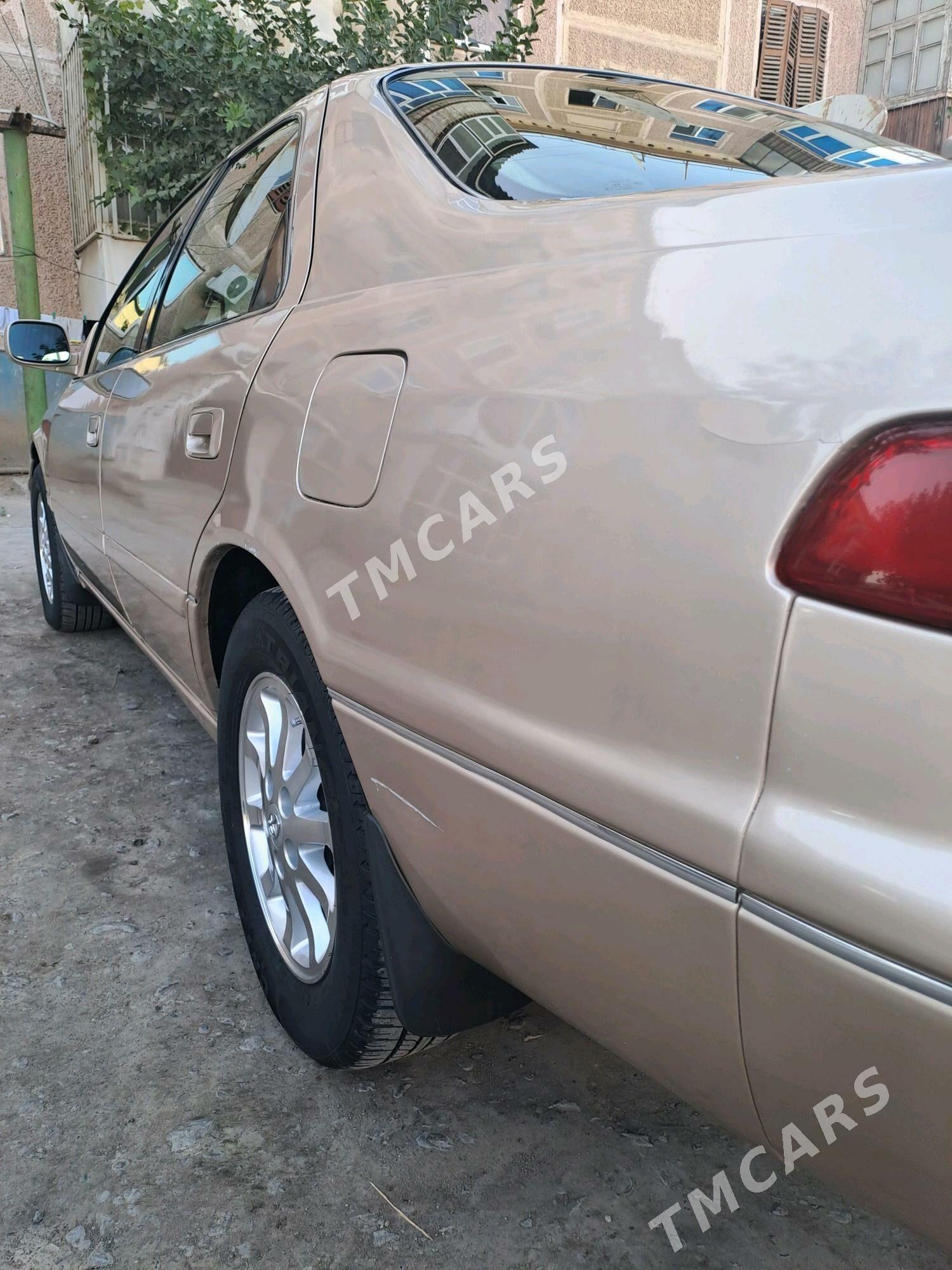 Toyota Camry 2000 - 130 000 TMT - Туркменабат - img 4