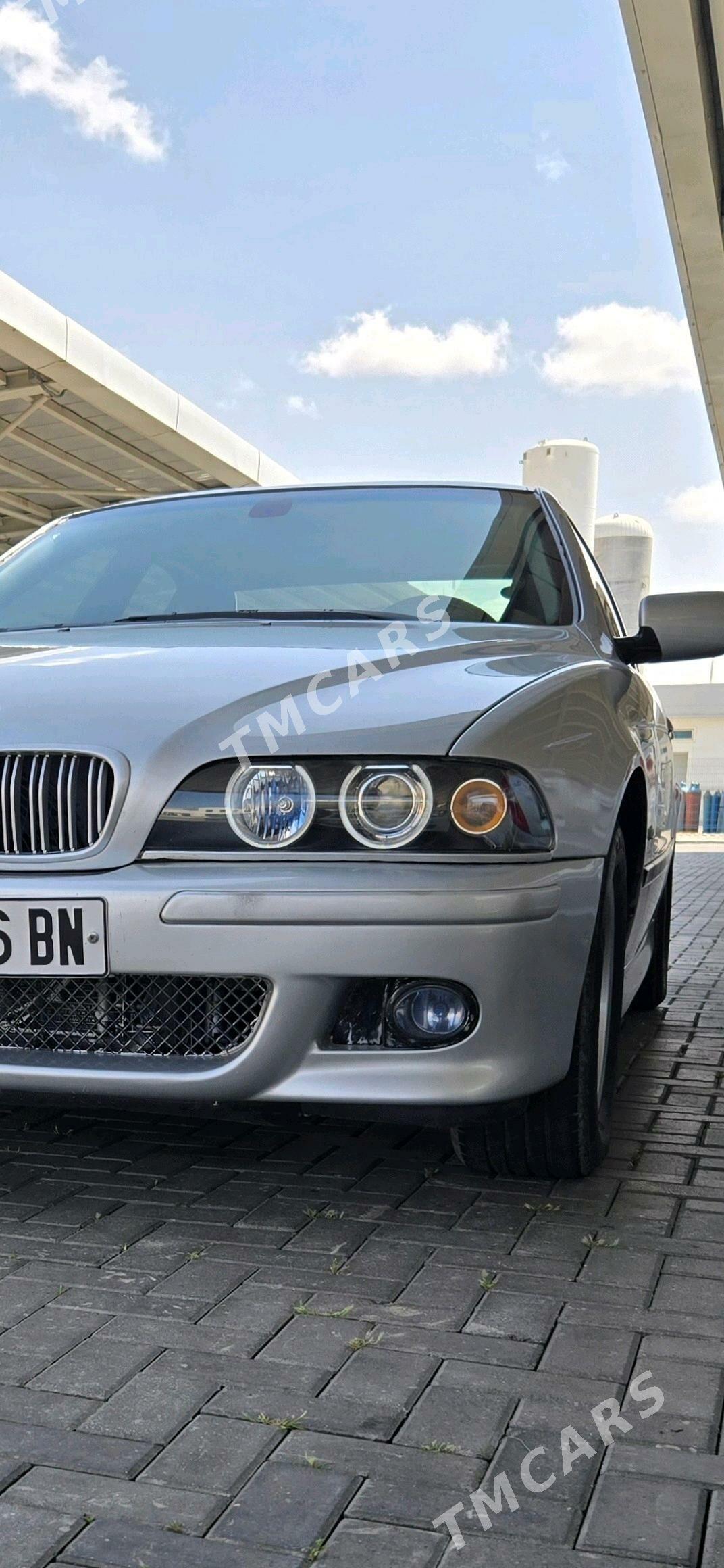 BMW E39 1999 - 112 000 TMT - Türkmenbaşy - img 2