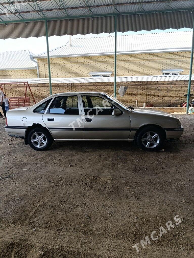 Opel Vectra 1990 - 38 000 TMT - Мары - img 6