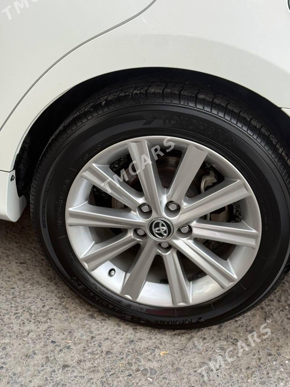 Toyota Aurion 2013 - 400 000 TMT - Aşgabat - img 4