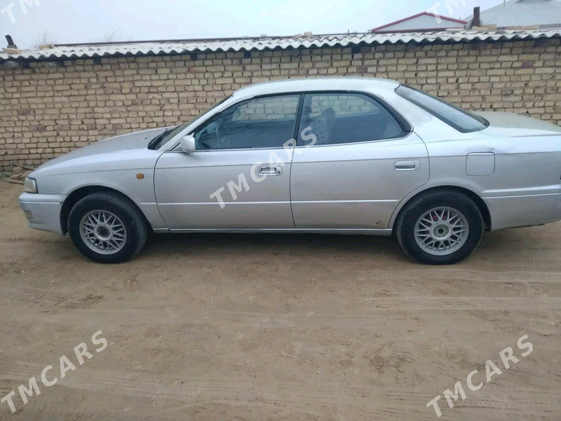 Toyota Vista 1995 - 58 000 TMT - Туркменгала - img 4