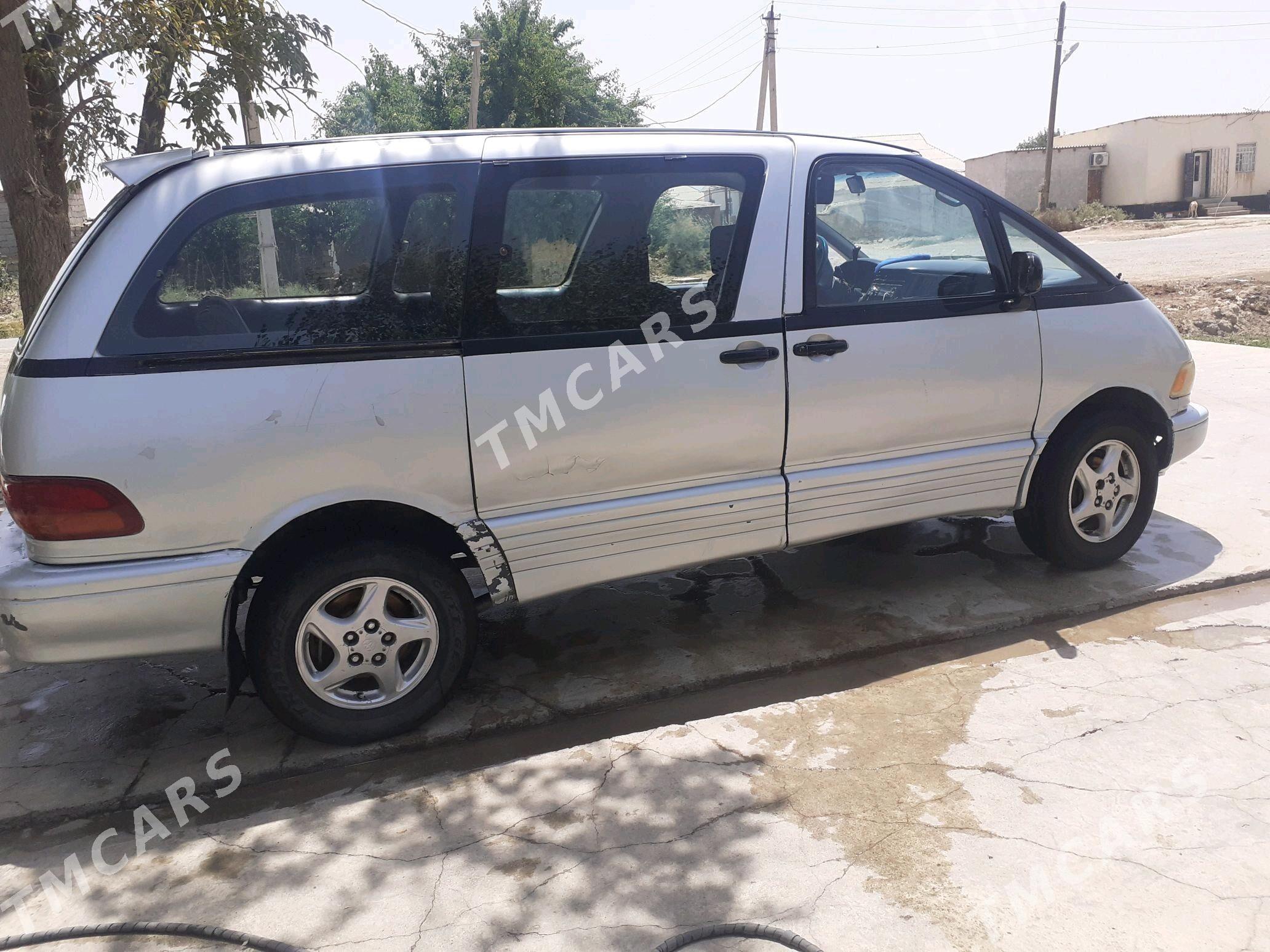 Toyota Previa 1994 - 70 000 TMT - Köýtendag - img 2