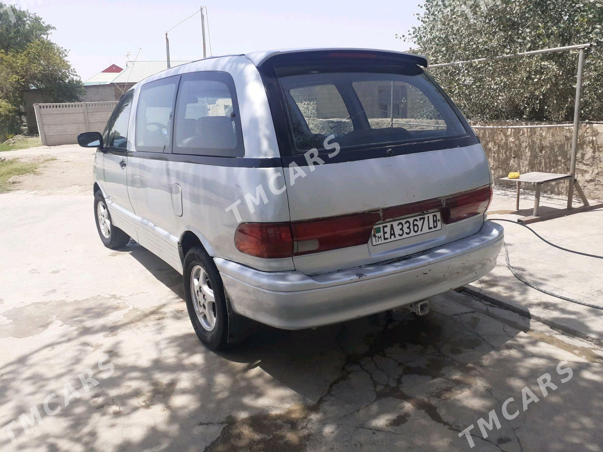 Toyota Previa 1994 - 70 000 TMT - Köýtendag - img 4