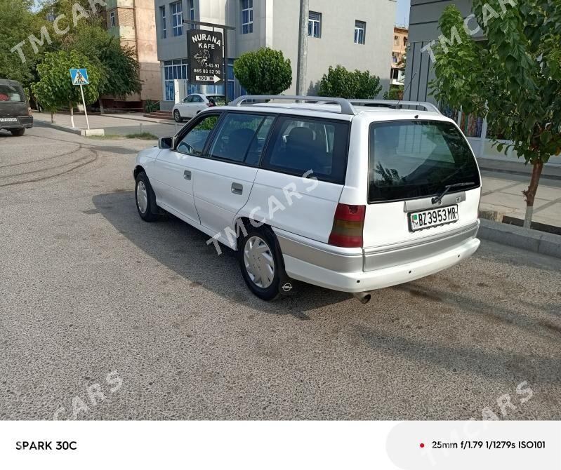 Opel Astra 1992 - 35 000 TMT - Mary - img 4