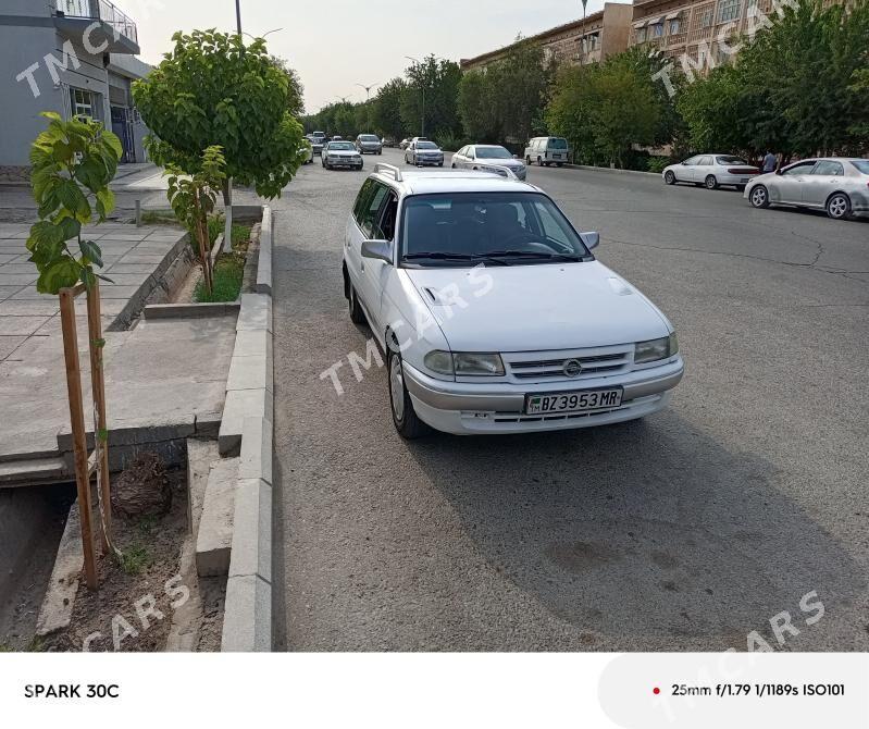 Opel Astra 1992 - 35 000 TMT - Mary - img 6