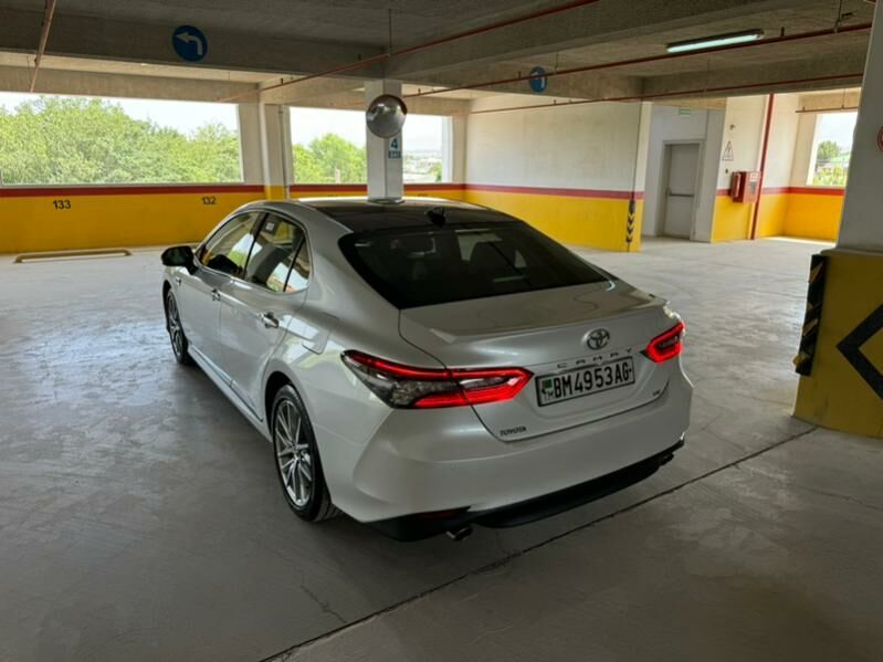 Toyota Camry 2022 - 625 000 TMT - Ашхабад - img 2