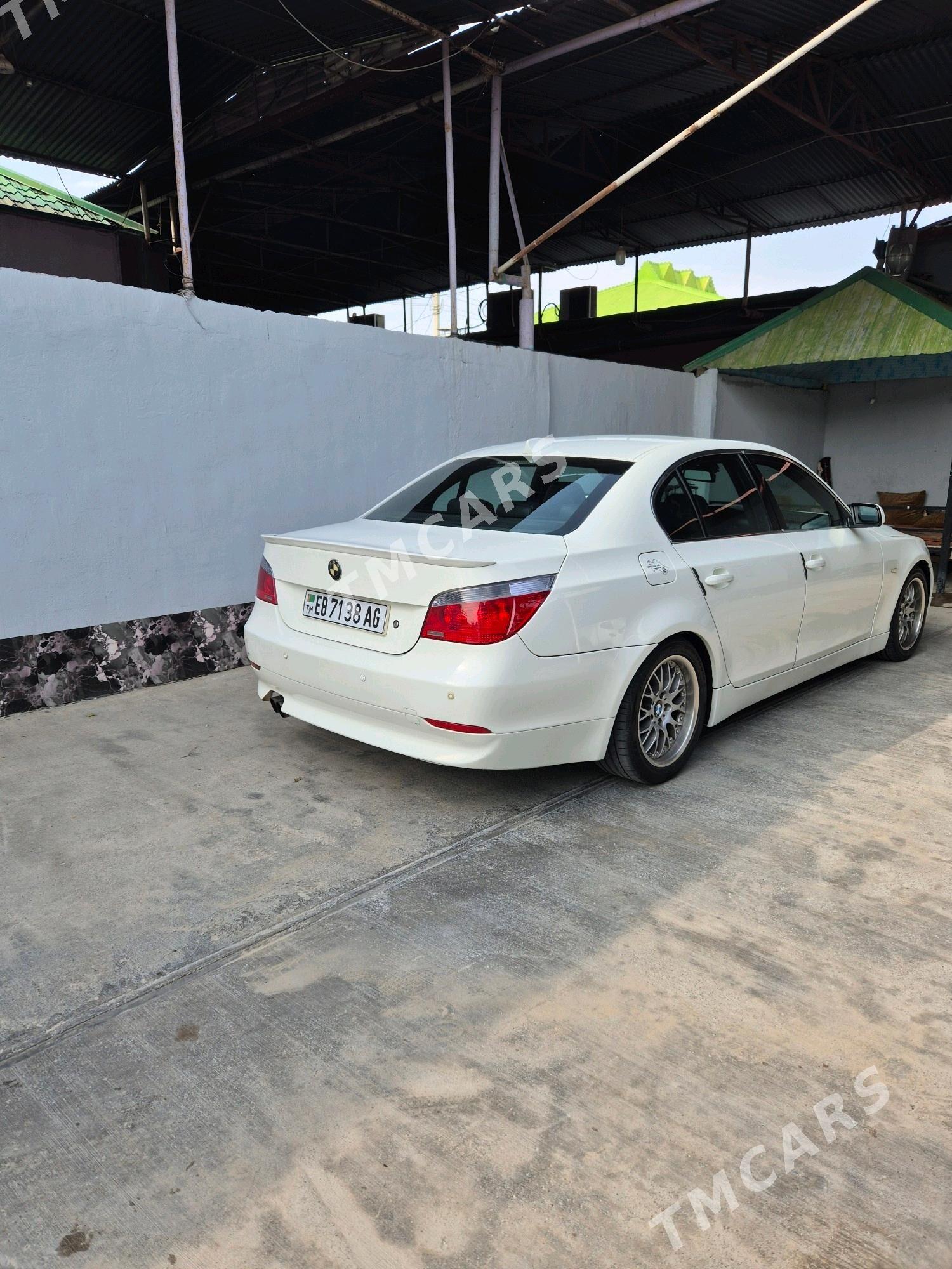 BMW 528 2004 - 145 000 TMT - Чоганлы - img 3
