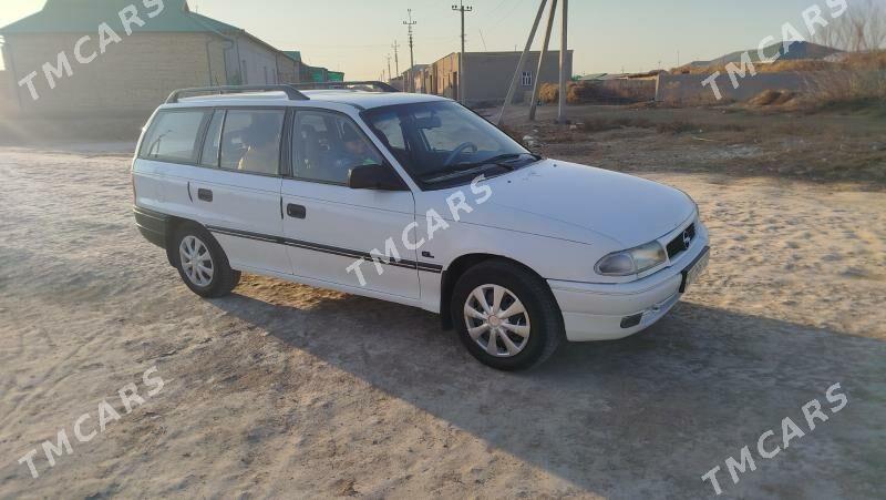 Opel Astra 1993 - 33 000 TMT - Gurbansoltan Eje - img 4