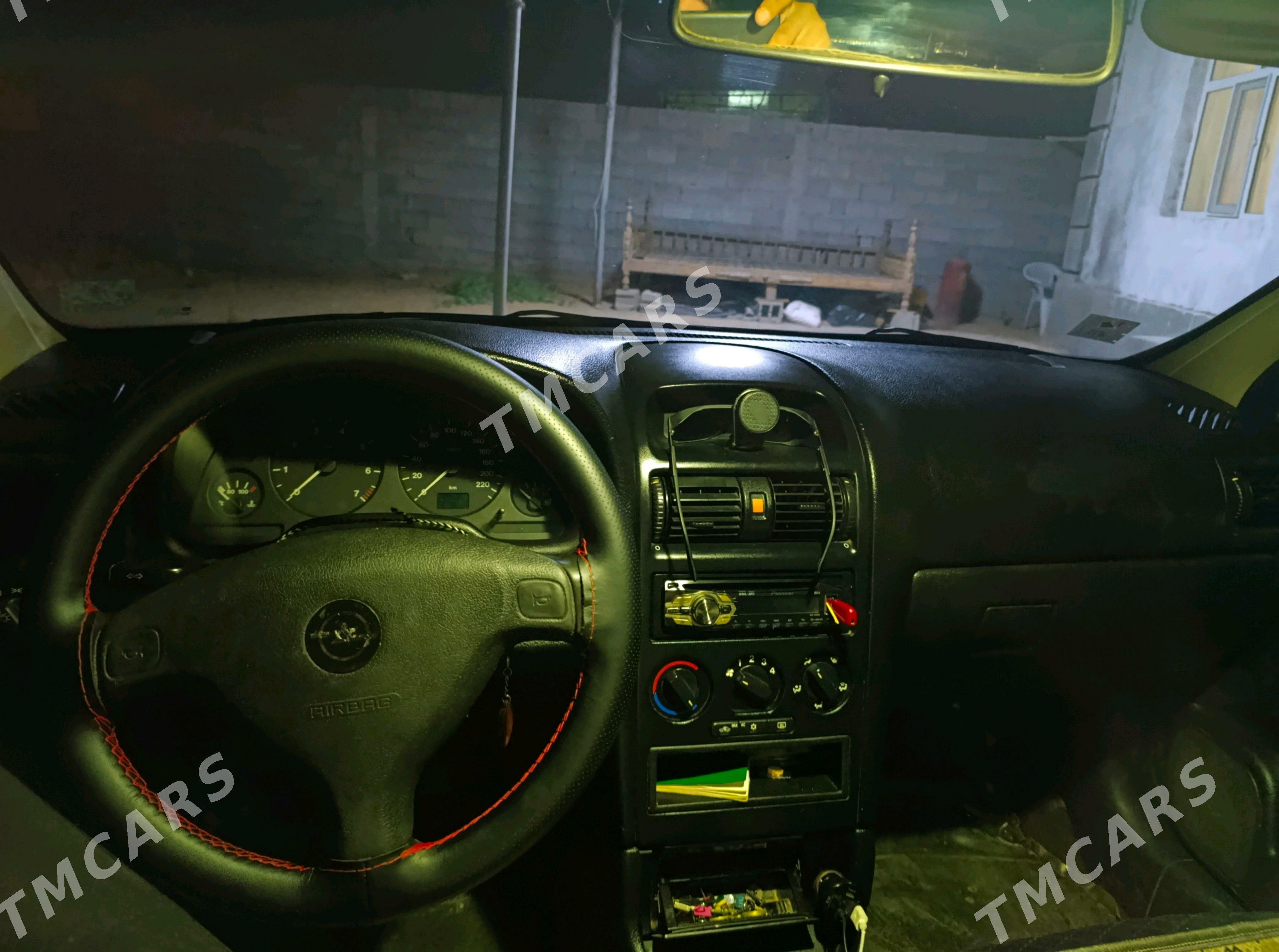 Opel Astra 2001 - 80 000 TMT - Анев - img 5