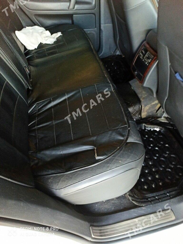 Volkswagen Touareg 2009 - 205 000 TMT - Дянев - img 5