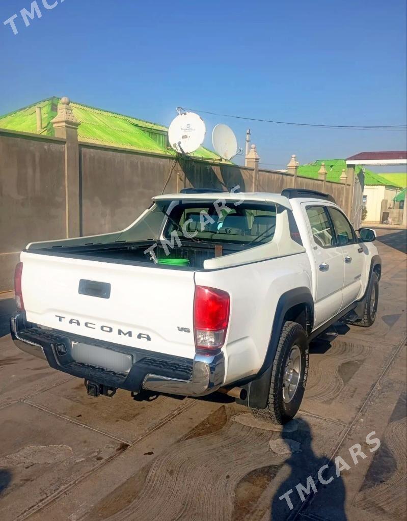 Toyota Tacoma 2017 - 330 000 TMT - Aşgabat - img 2