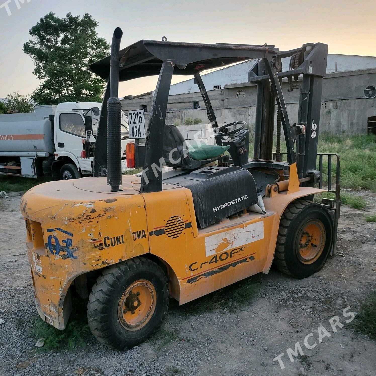 Kara Forklift 2010 - 115 000 TMT - Ашхабад - img 5