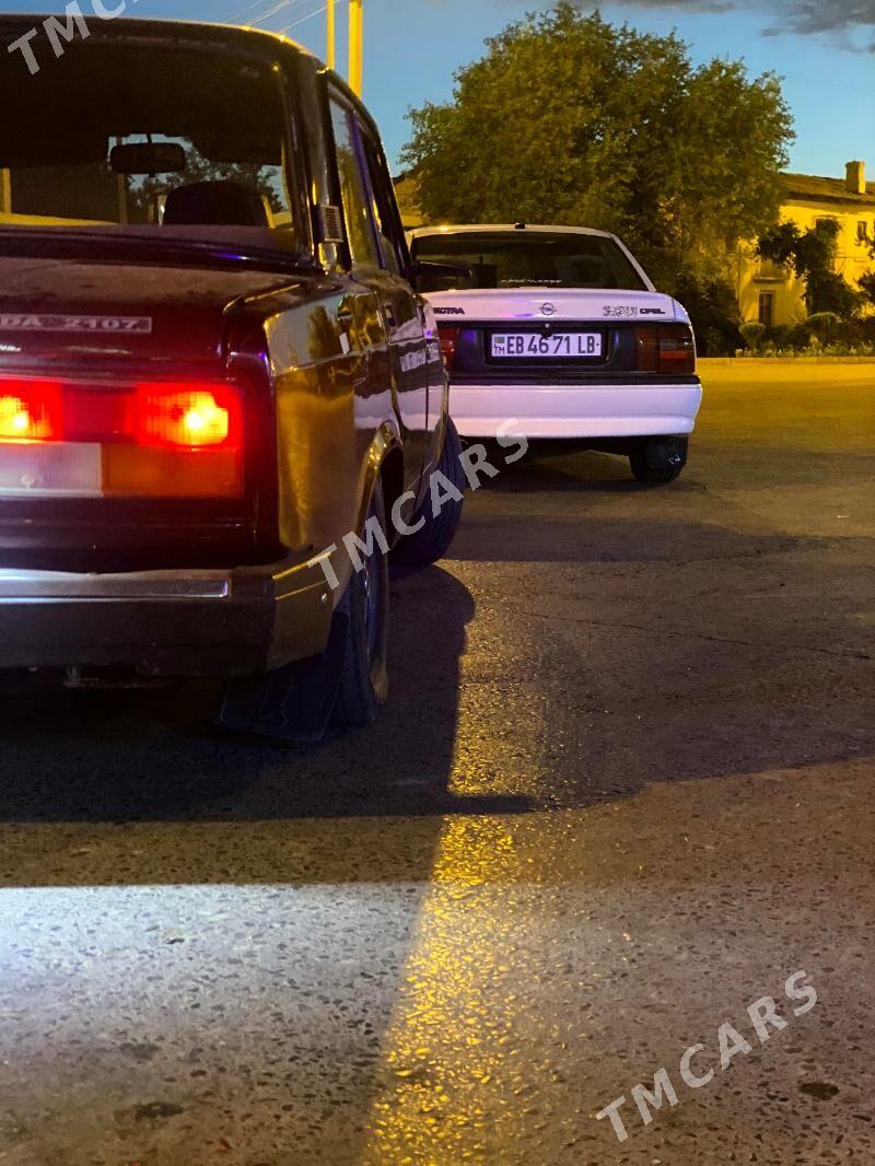 Opel Vectra 1993 - 56 000 TMT - Türkmenabat - img 2