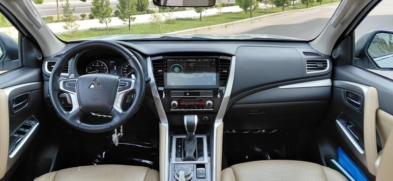 Mitsubishi Pajero 2020 - 402 000 TMT - Podwoýski köç. (Bitarap Türkmenistan şaýoly) - img 6