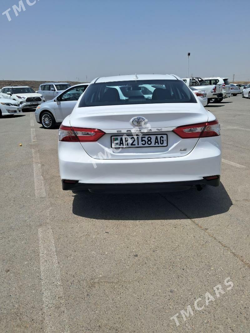 Toyota Camry 2019 - 273 000 TMT - Ашхабад - img 2