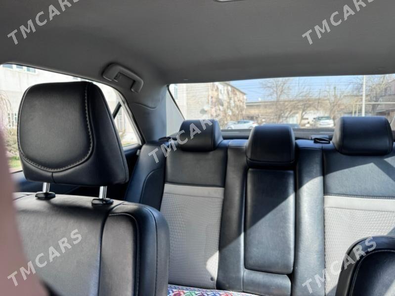 Toyota Camry 2013 - 196 000 TMT - Мары - img 3