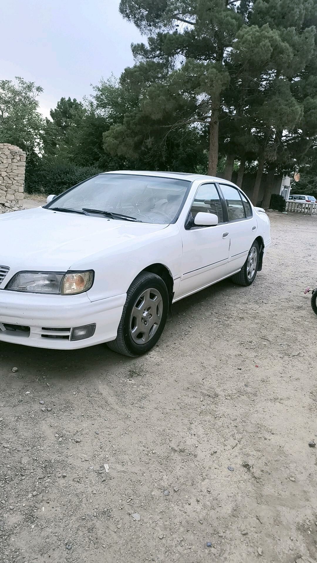 Infiniti I30 1998 - 48 000 TMT - Bäherden - img 3