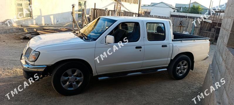Nissan Navara 1999 - 80 000 TMT - Gumdag - img 4