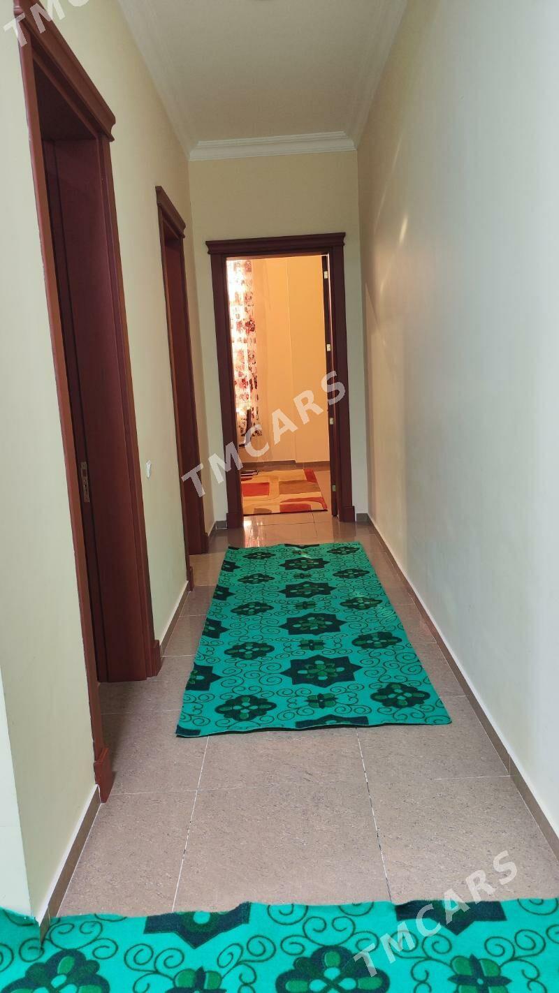 Garaşsyzlyk şaýoly jaý(elitka) - Sowetskiý köç. (Garaşsyzlyk şaýoly) - img 4