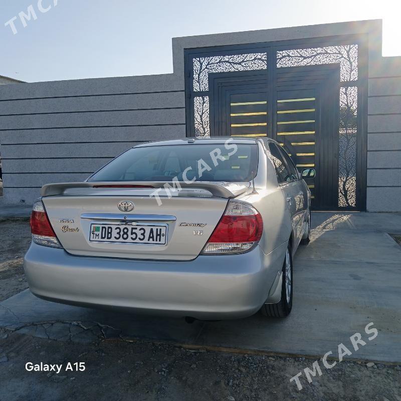 Toyota Camry 2005 - 162 000 TMT - Гызыларбат - img 5